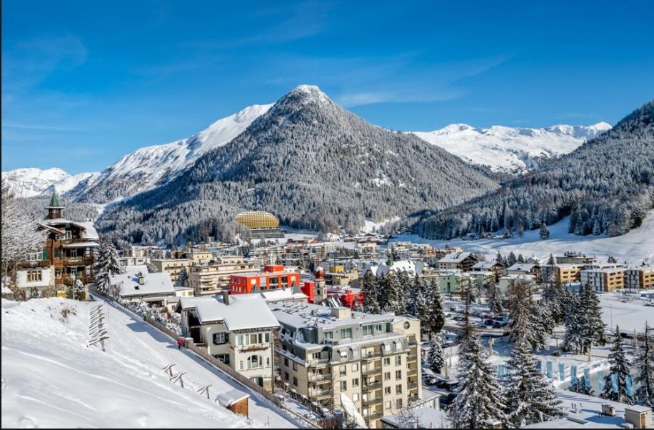 Hotel Derby Davos Eksteriør bilde
